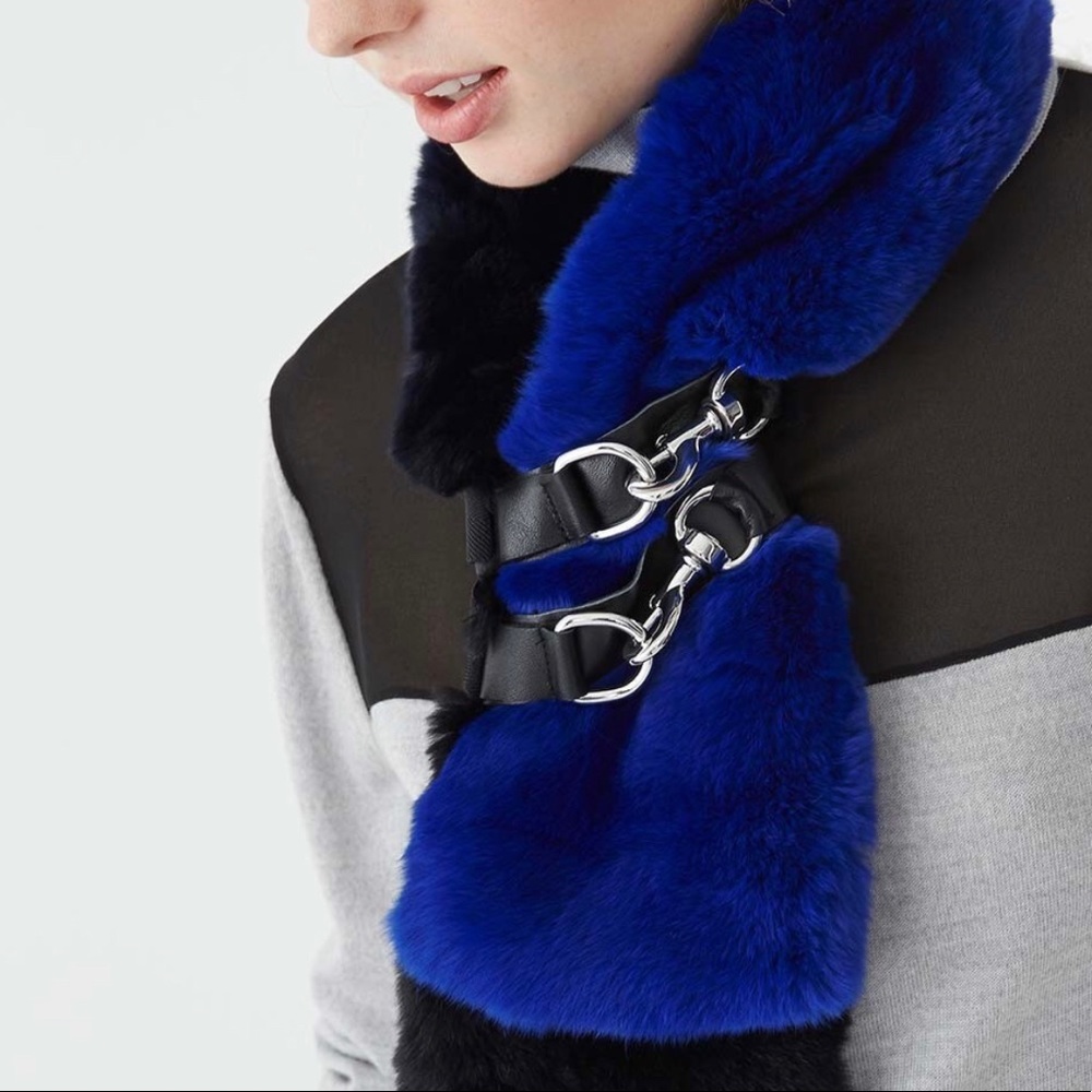 GREAT CONDITION Rebecca Minkoff blue gradient fur rabbit scarf wrap.